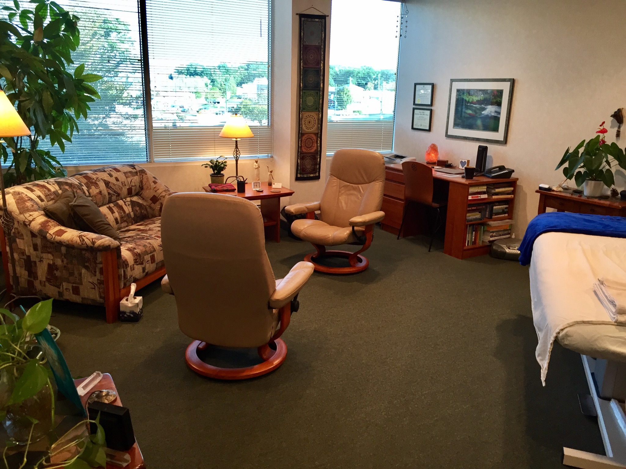 Treatment room for Counseling Psychotherapy and Complementary and Alternative Methods